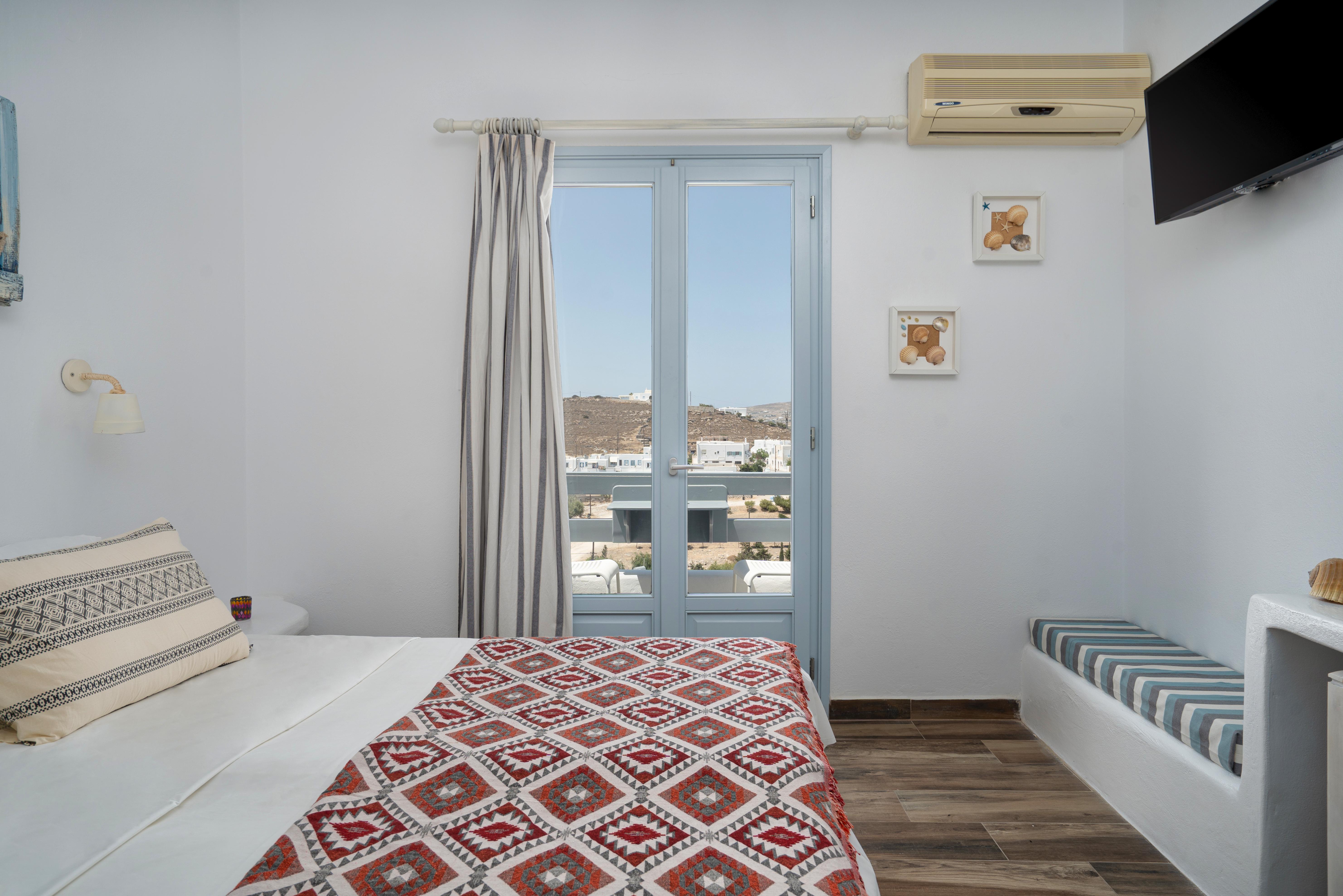 Hotel Iris Nausa Exteriér fotografie