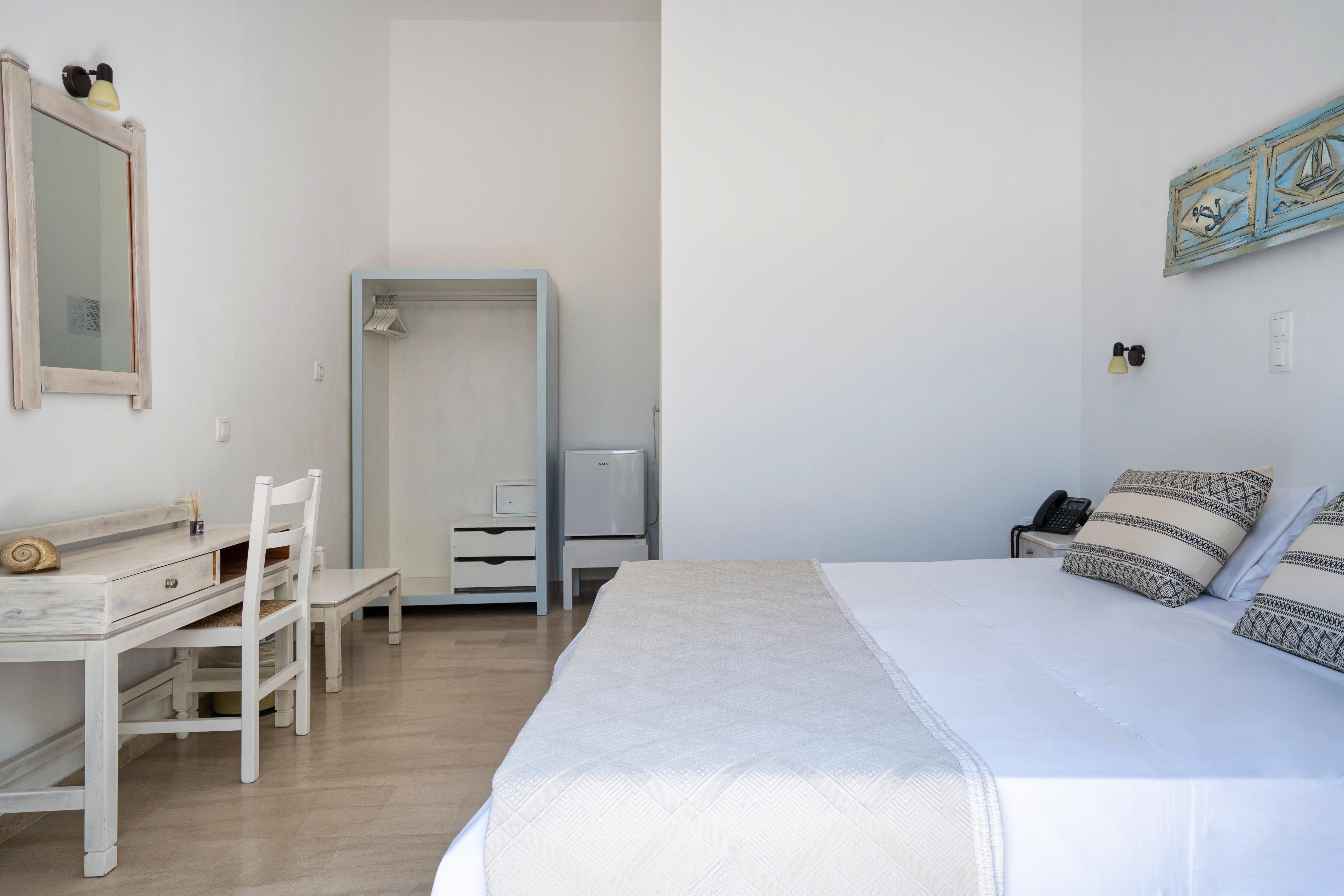 Hotel Iris Nausa Exteriér fotografie