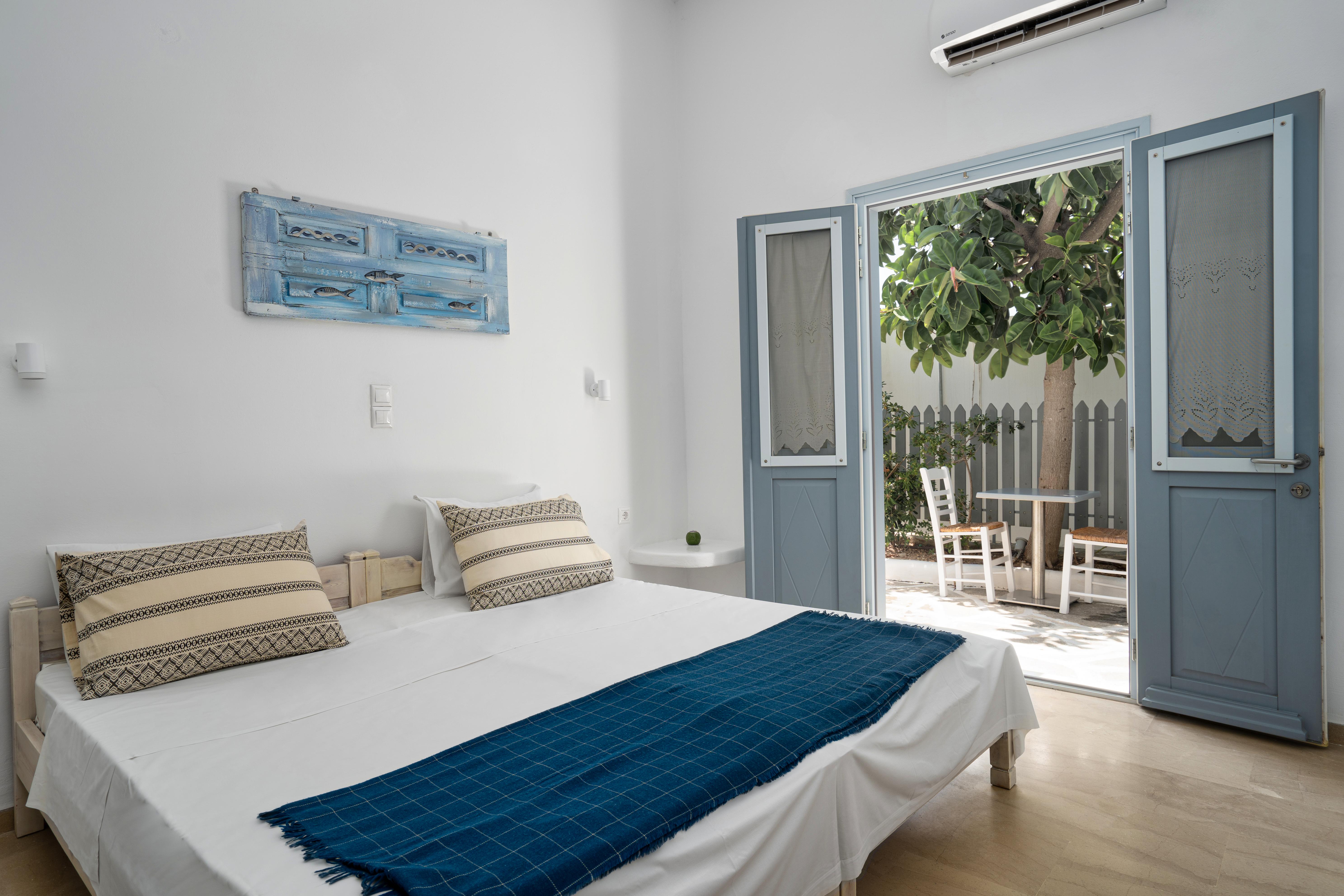 Hotel Iris Nausa Exteriér fotografie