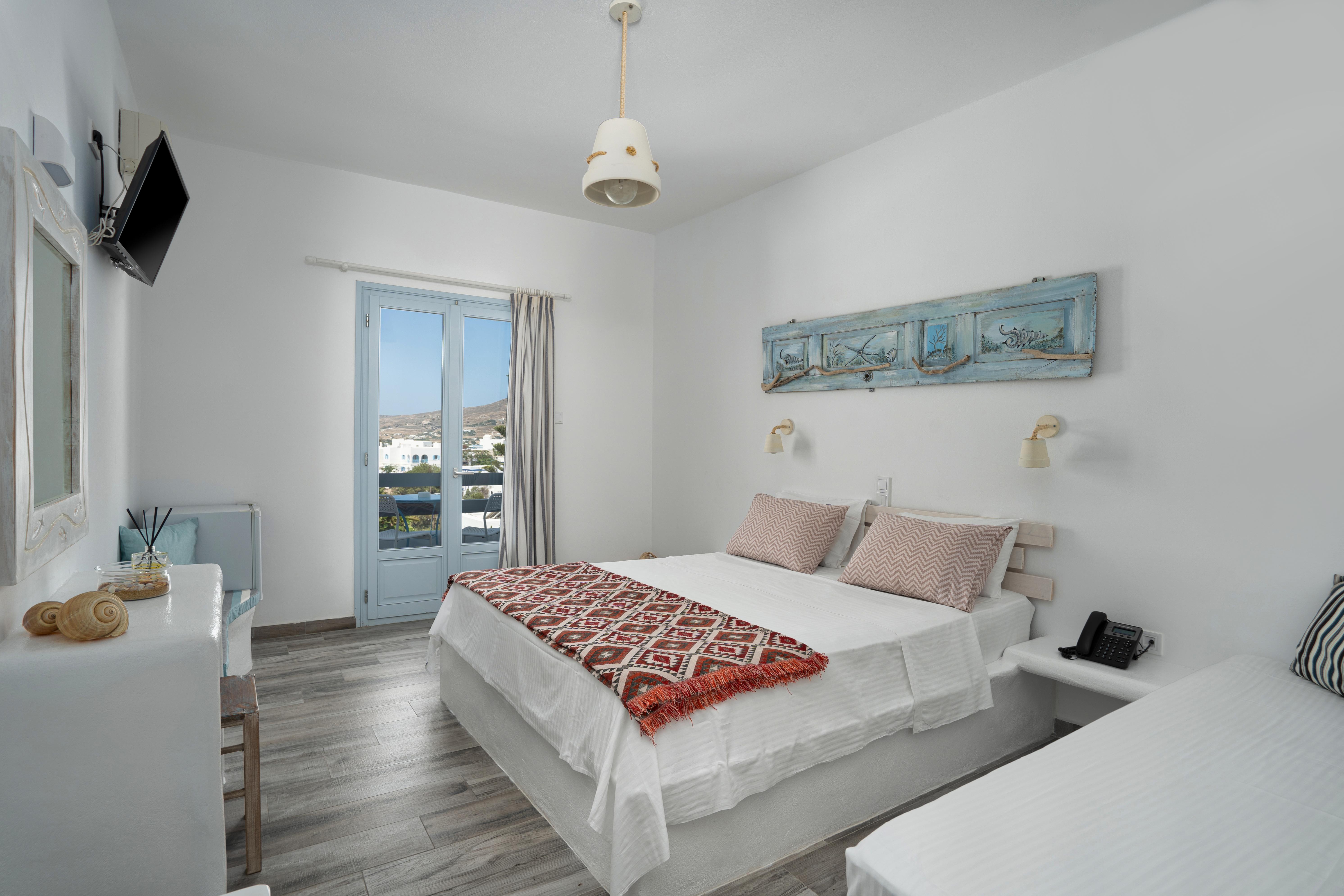 Hotel Iris Nausa Exteriér fotografie