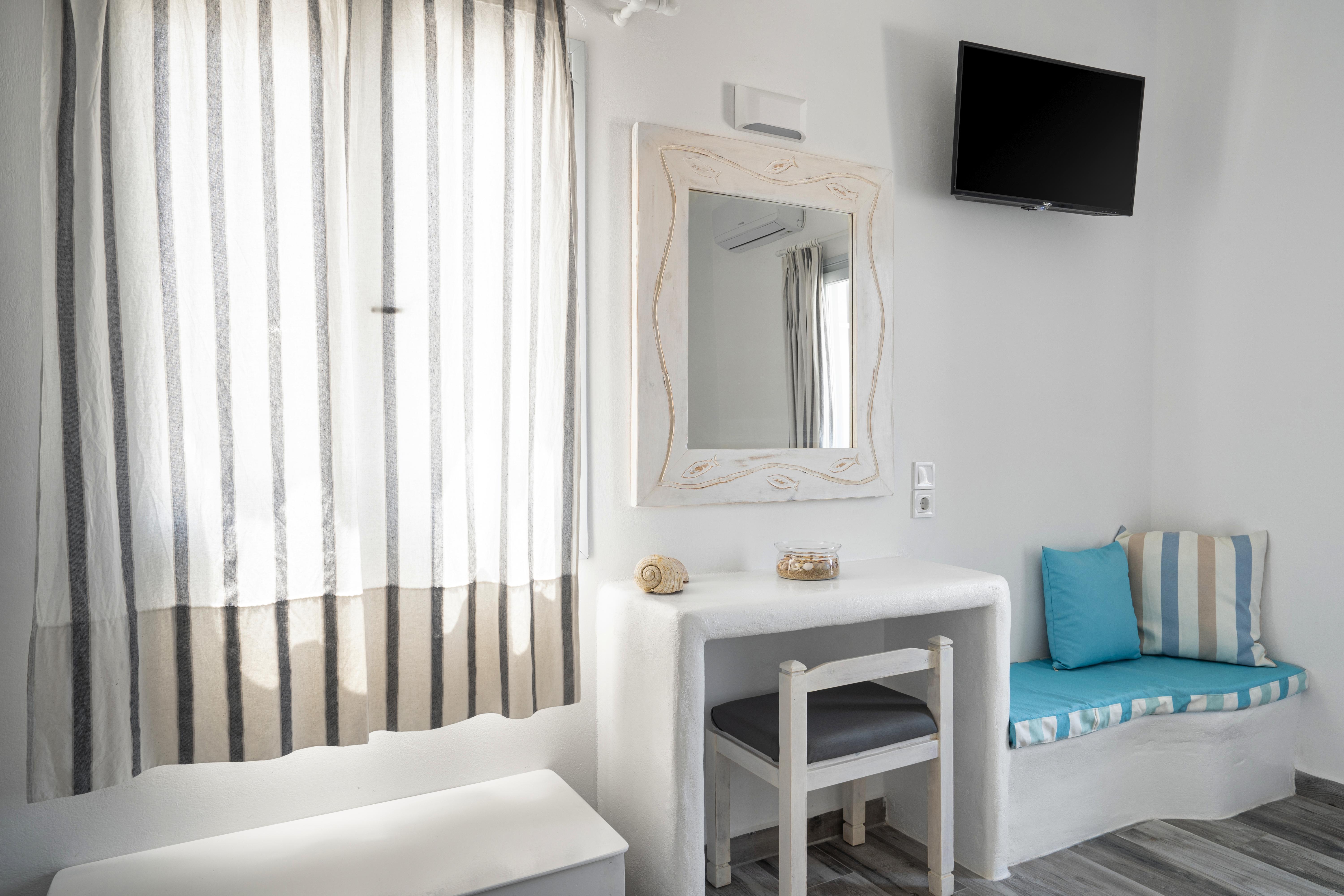 Hotel Iris Nausa Exteriér fotografie